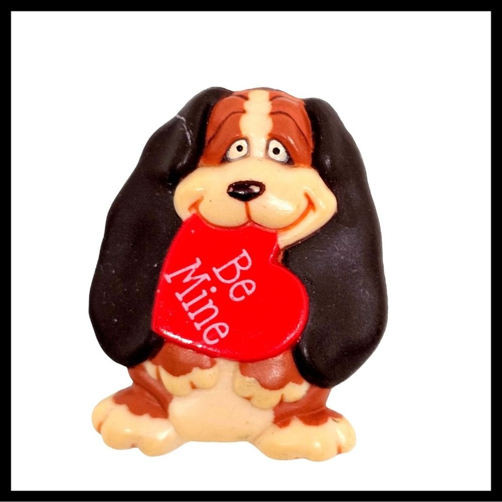 Vintage‎ Pin Brooch Hallmark Be Mine Puppy Dog Lapel Valentines Day Gift Heart